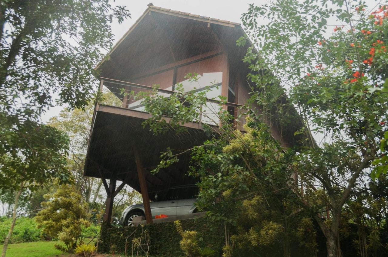 Otimo chalé a 10 minutos de Itaipava em Areal RJ Petropolis (Rio de Janeiro) Exterior foto